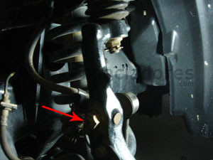 Tornillo para soltar estabilizadora delantera Land Cruiser 120