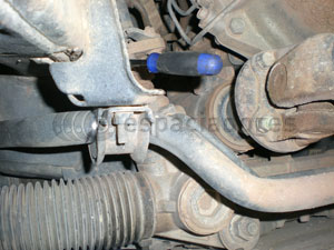 Aflojar brida estabilizador delanteras Toyota Landcrusier serie 90/95 Aflojar carraca 12 brida estabilizadora delantera toyota landcruiser 90